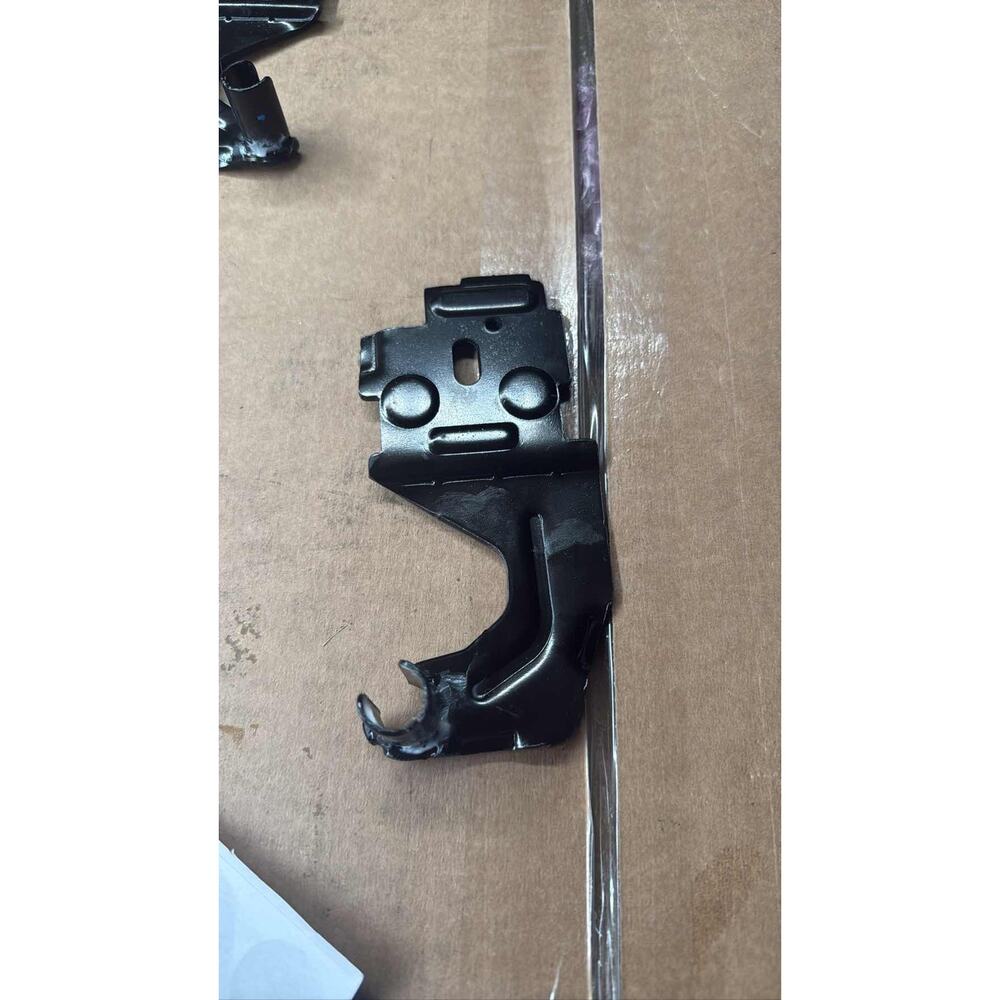 Samsung Refrigerator Door Hinge Black DA61-13376A Middle Left